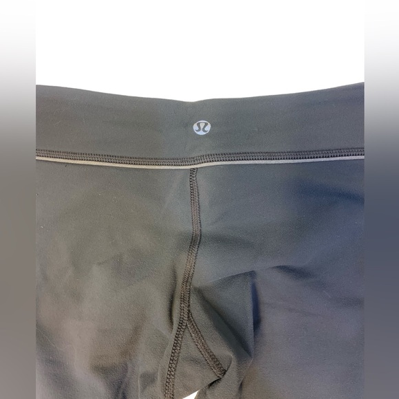Gray Lululemon leggings with flare - Picture 2 of 6